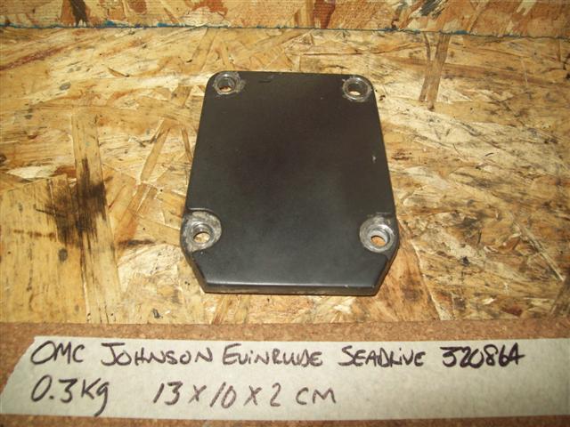 (image for) OMC Johnson Evinrude Seadrive lower mount bracket cover 320864